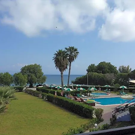 Hotel Pylea 3*