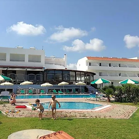 Hotel Pylea