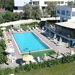 Hotel Pylea 3*